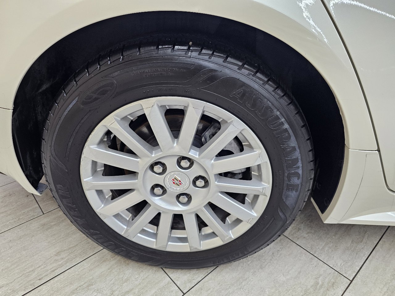 Used 2010 Cadillac CTS Luxury image 37