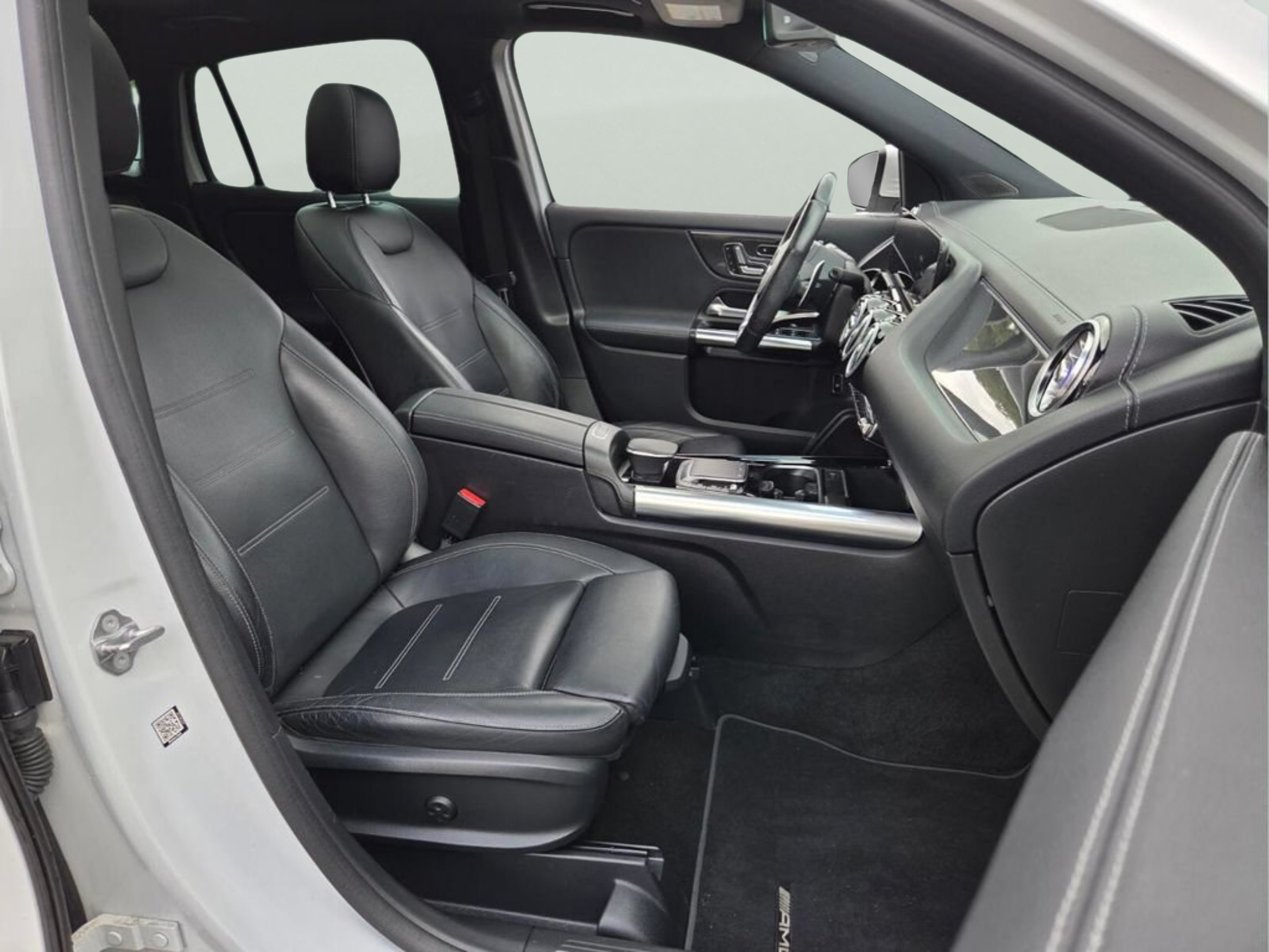 Used 2021 Mercedes-Benz GLA 35 AMG 4MATIC image 17