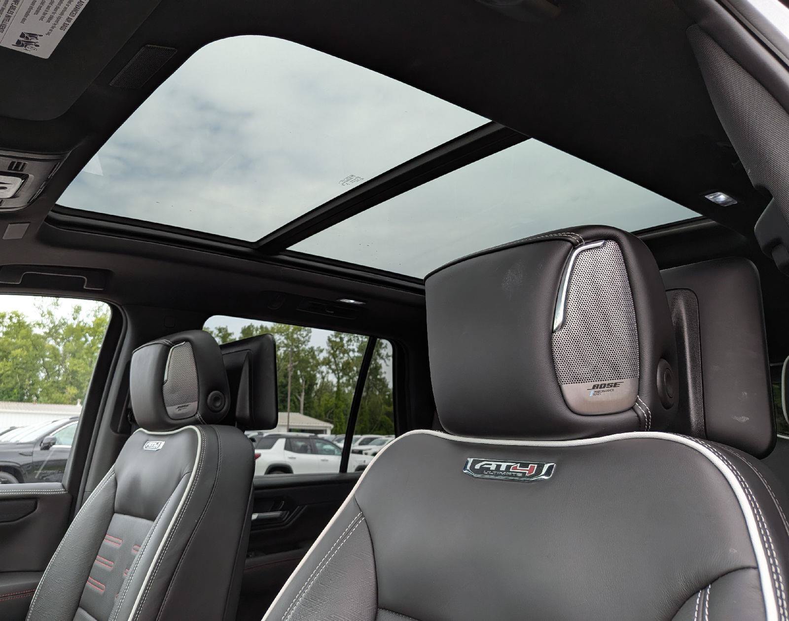 Certified 2026 GMC Yukon AT4 Ultimate AWD/4WD image 12
