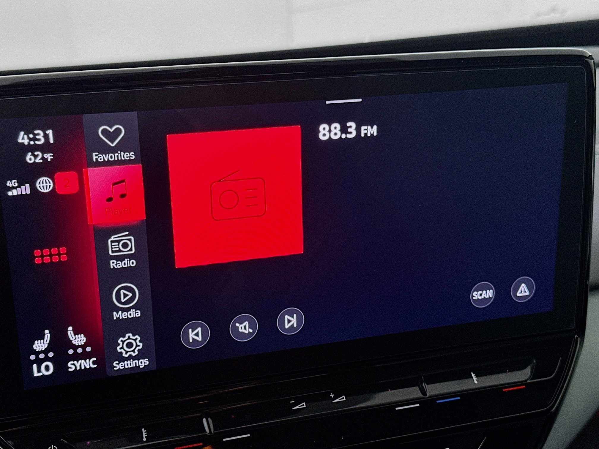 Used 2023 Volkswagen ID.4 Pro image 19