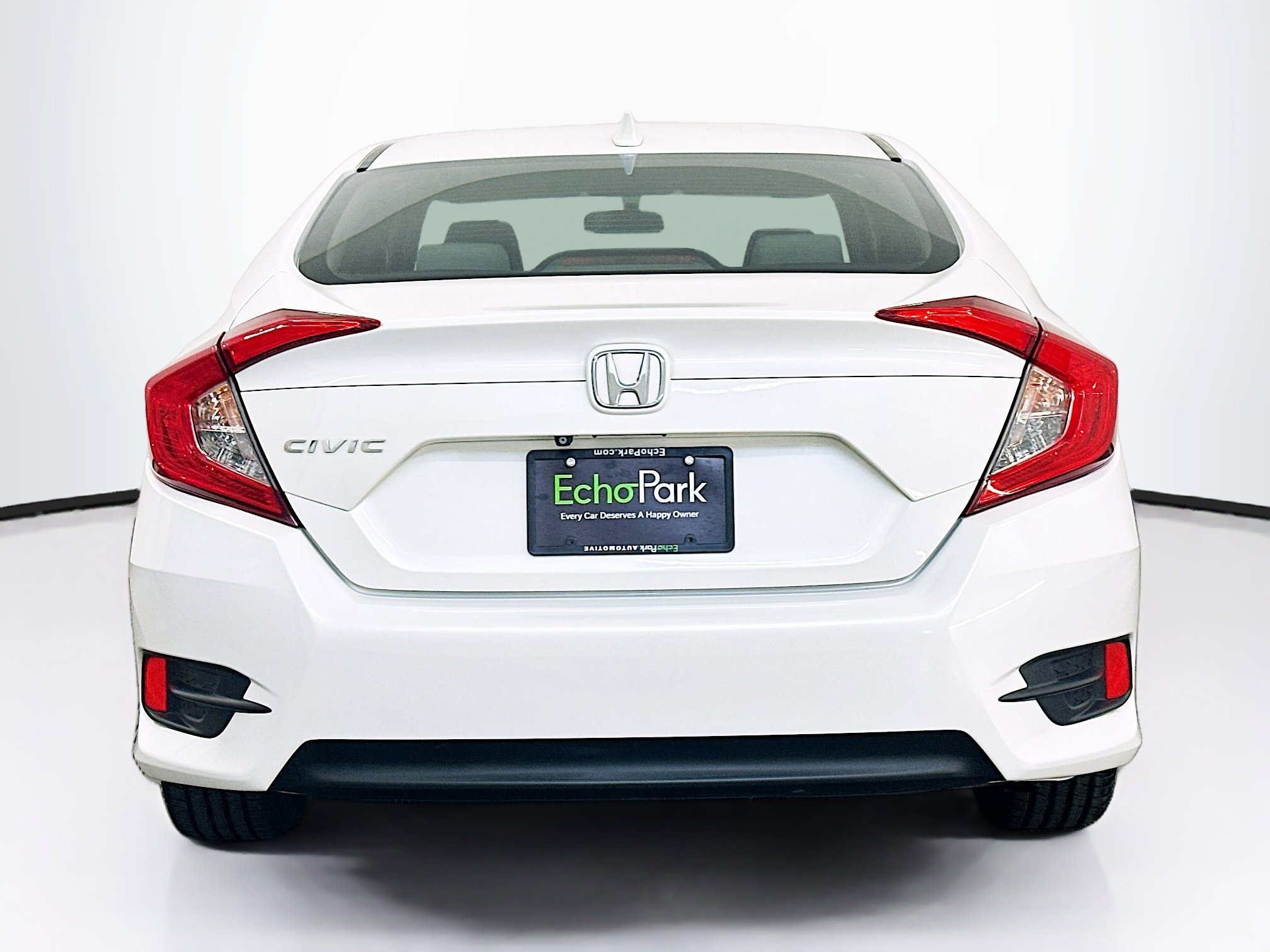Used 2018 Honda Civic EX image 7