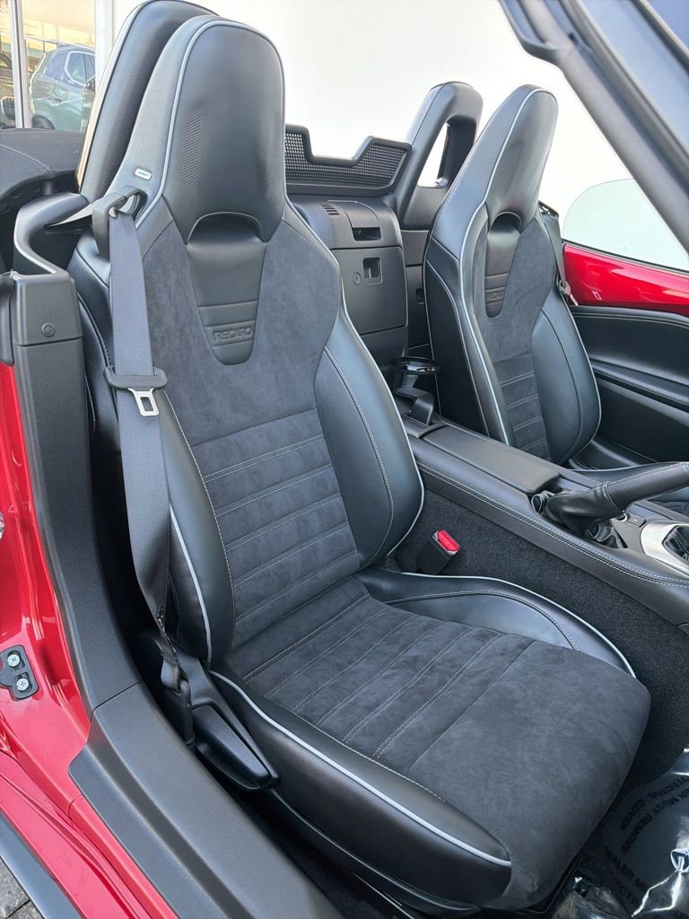 Certified 2024 MAZDA MX-5 Miata Club w/ Brembo/BBS Recaro Package image 20