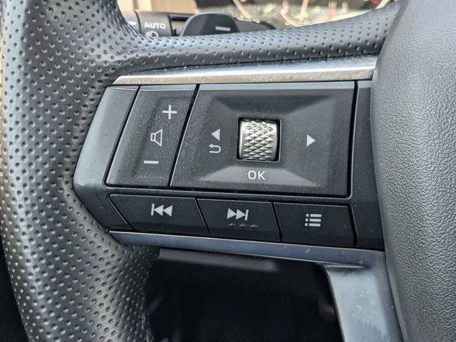 Used 2024 Mitsubishi Outlander SE image 25