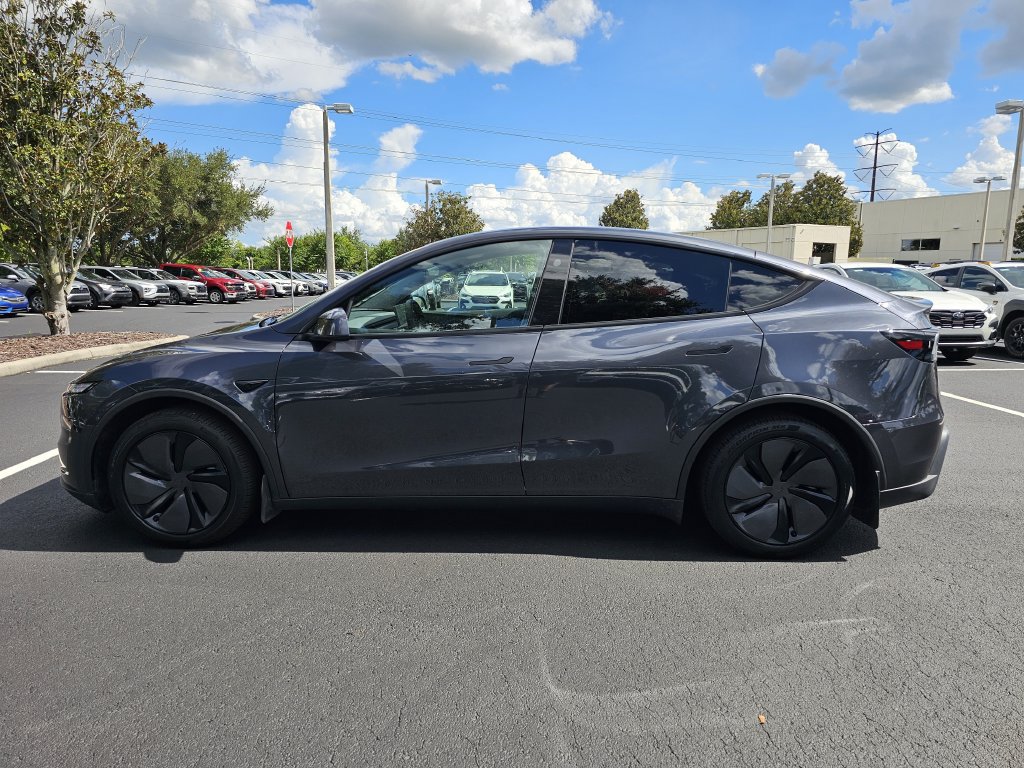 Used 2026 Tesla Model Y Long Range AWD/4WD image 5