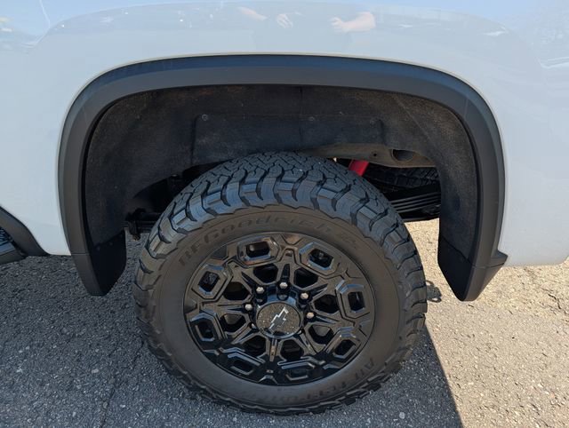 Used 2024 Chevrolet Silverado 2500 LT w/ Z71 Sport Edition AWD/4WD image 4