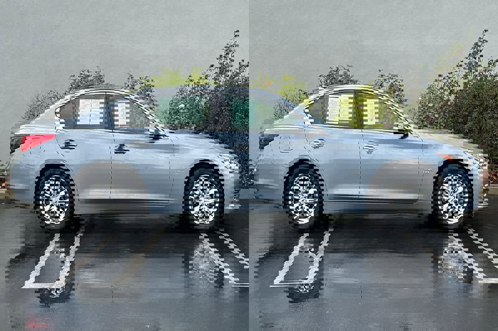 Used 2014 INFINITI Q50 Premium w/ Deluxe Technology Package image 6