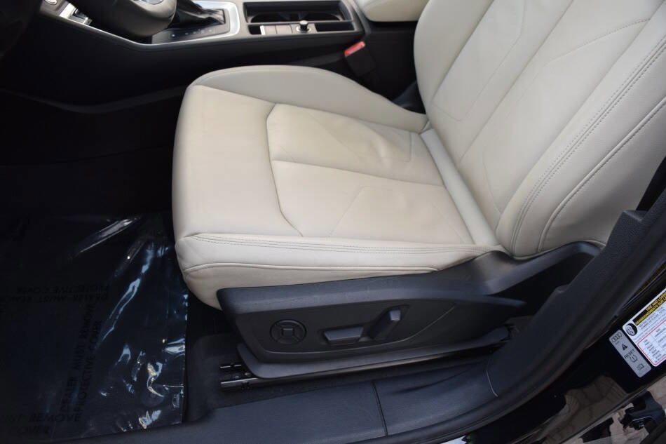 Used 2022 Audi Q3 2.0T Premium w/ Convenience Package AWD/4WD image 40