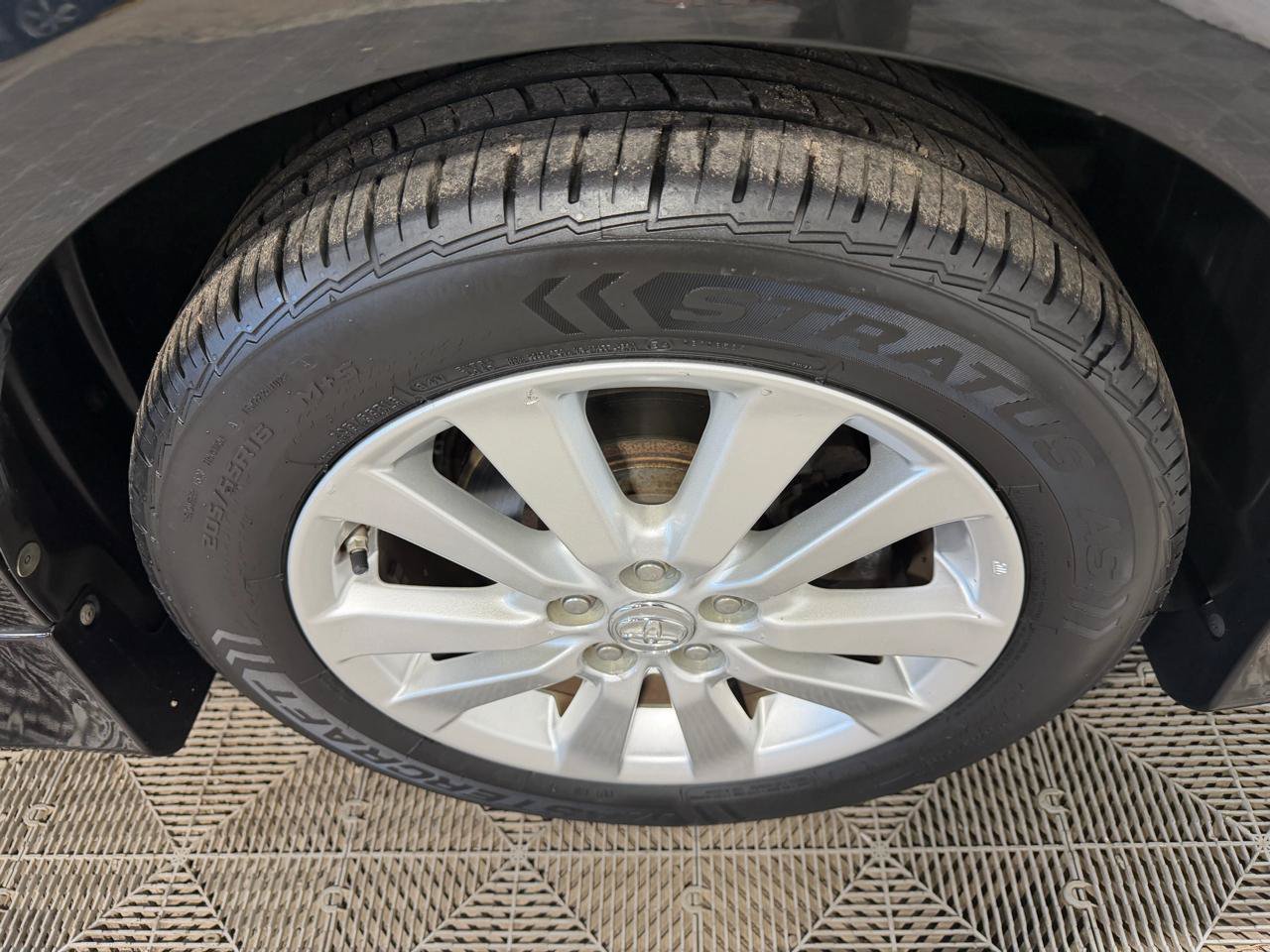 Used 2010 Toyota Corolla S FWD image 11
