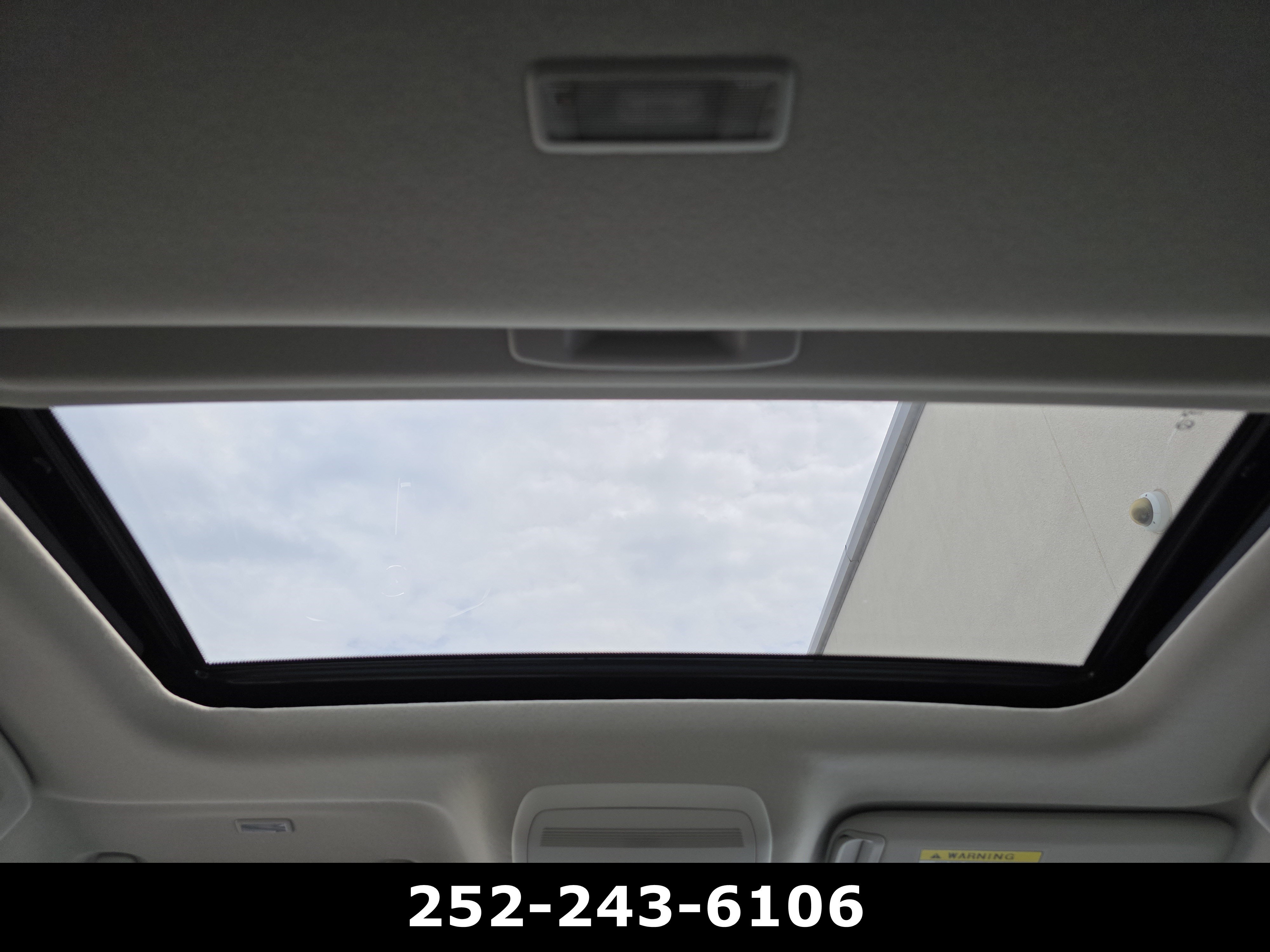 Used 2025 MAZDA CX-30 AWD 2.5 S w/ Preferred Package image 11