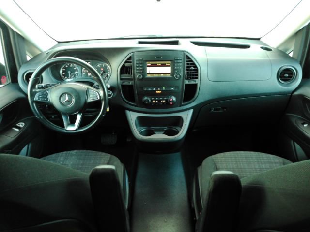 Used 2019 Mercedes-Benz Metris Passenger image 3