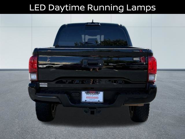 Used 2019 Toyota Tacoma TRD Sport AWD/4WD image 11