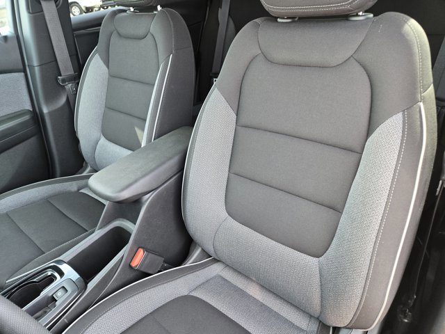 Used 2025 Chevrolet TrailBlazer LT FWD image 16
