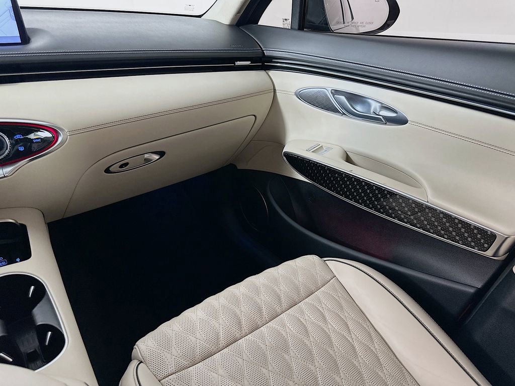 Used 2022 Genesis GV70 3.5T Sport w/ Sport Prestige Package image 24