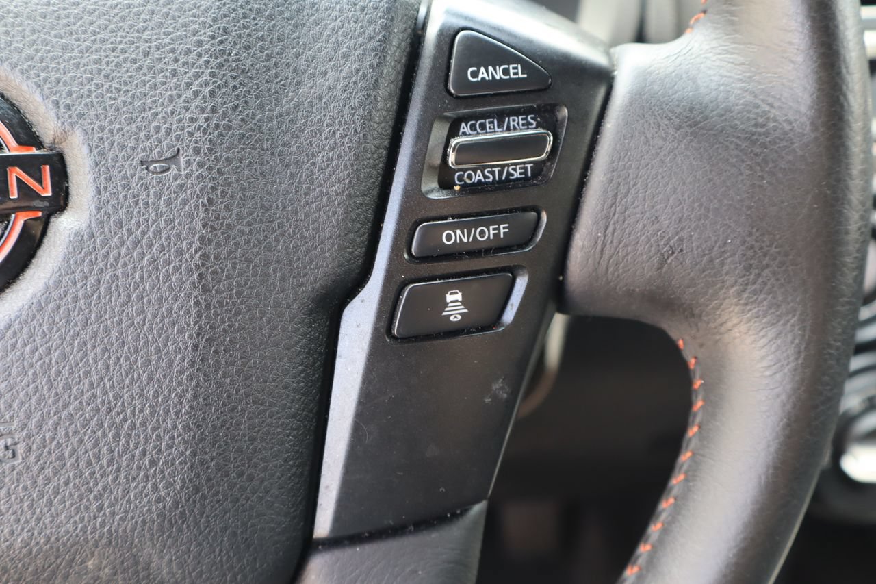 Used 2024 Nissan Titan PRO-4X w/ Pro-4x Convenience Package AWD/4WD image 14