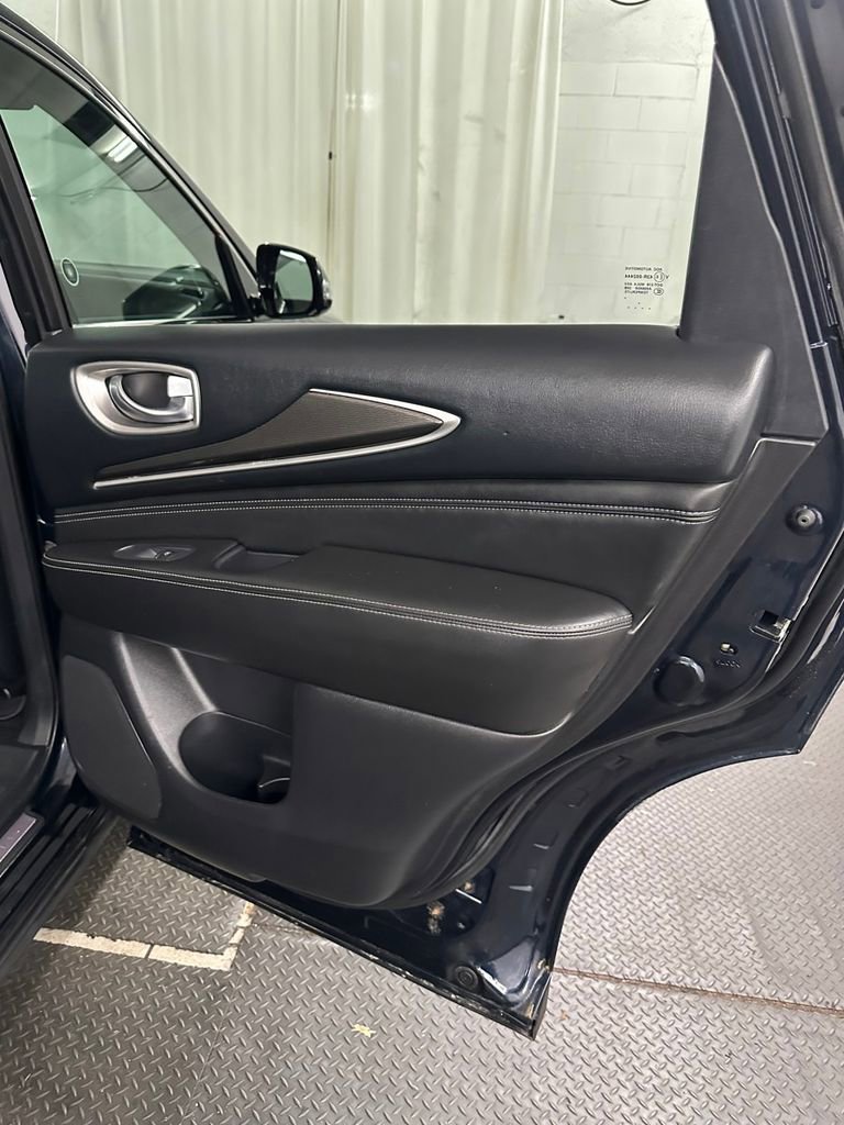 Used 2018 INFINITI QX60 Luxe AWD/4WD image 35