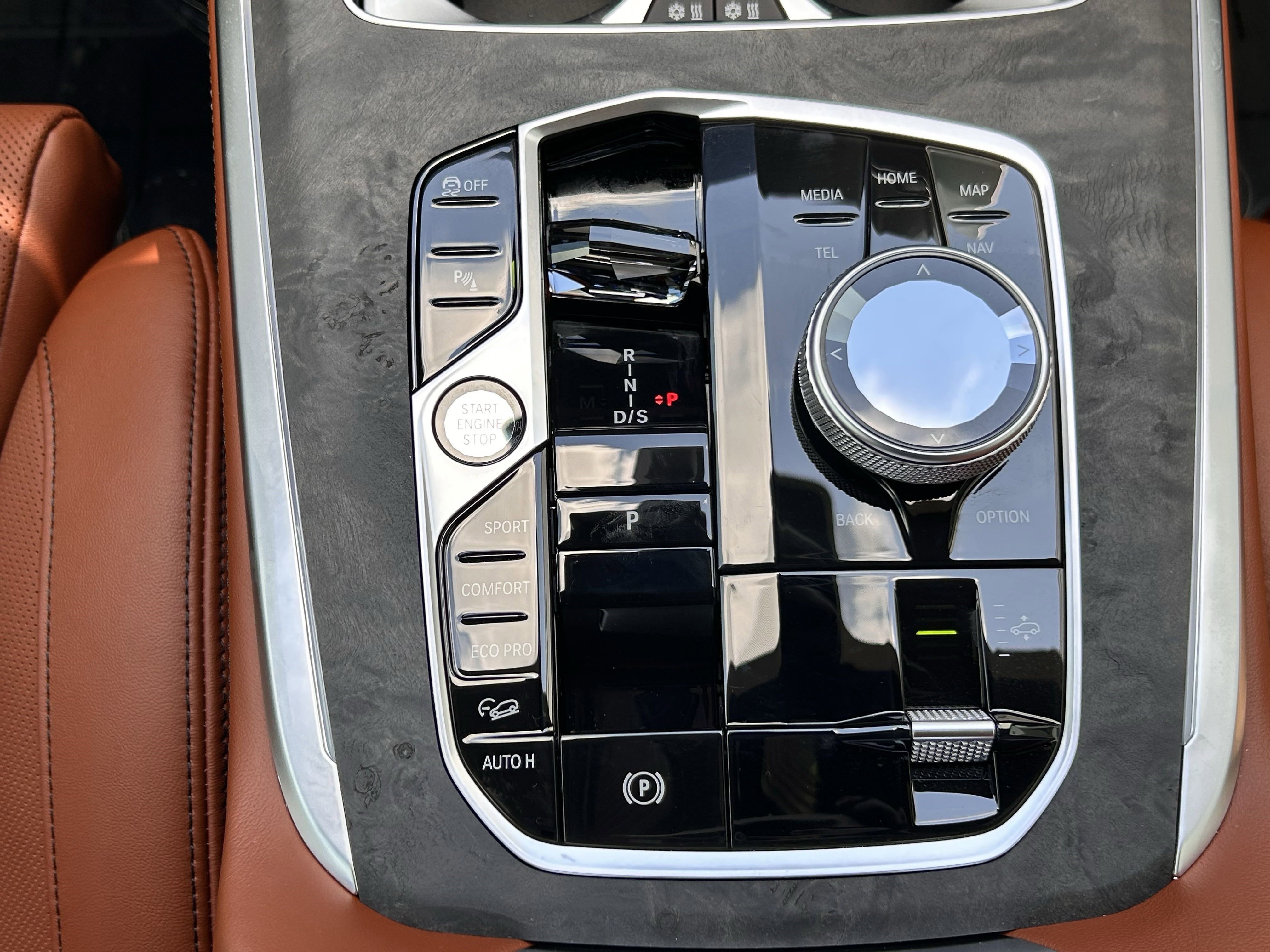 Used 2026 BMW X7 xDrive40i image 12