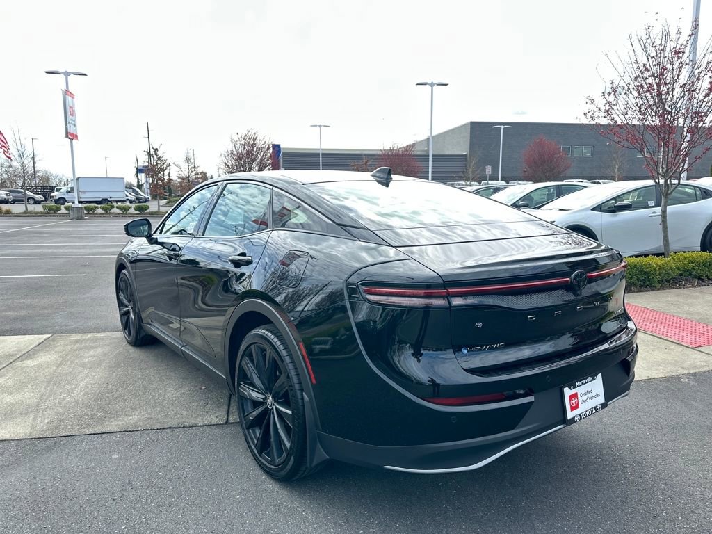 Certified 2025 Toyota Crown Nightshade image 3