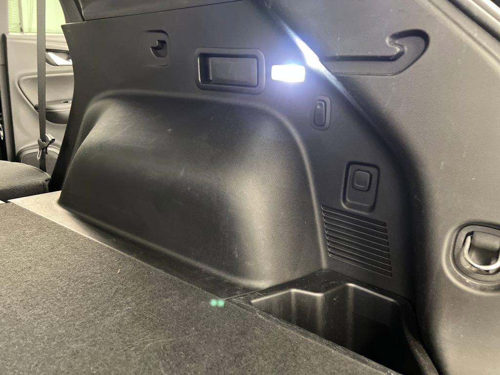 Used 2025 Chevrolet Blazer LT image 31