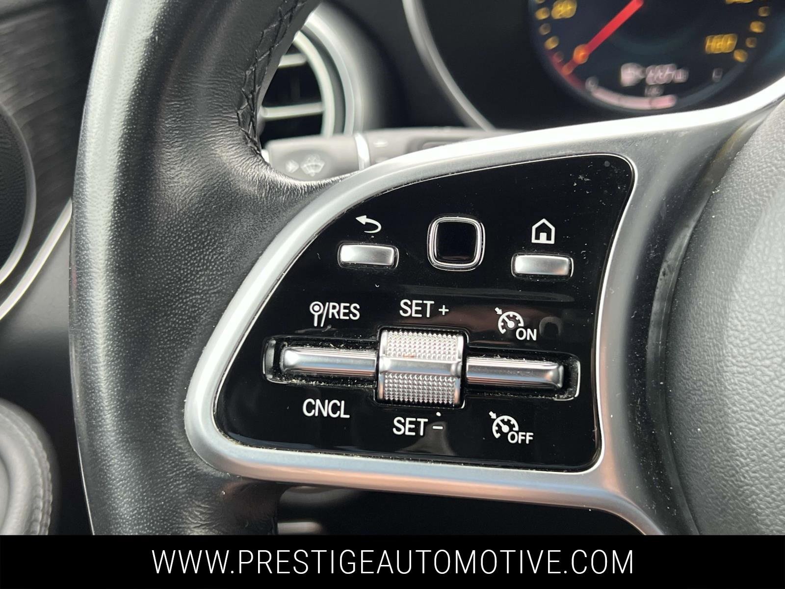 Used 2022 Mercedes-Benz GLC 300 GLC 300 image 30