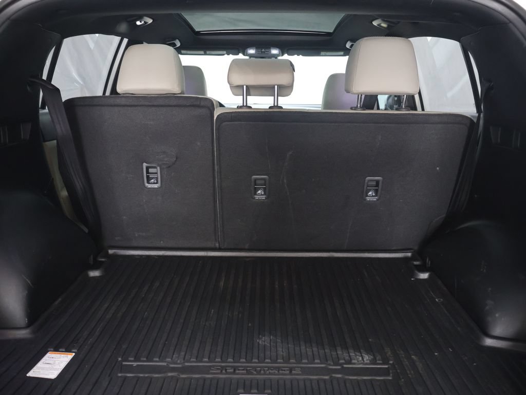 Used 2022 Kia Sportage Nightfall Edition FWD image 13
