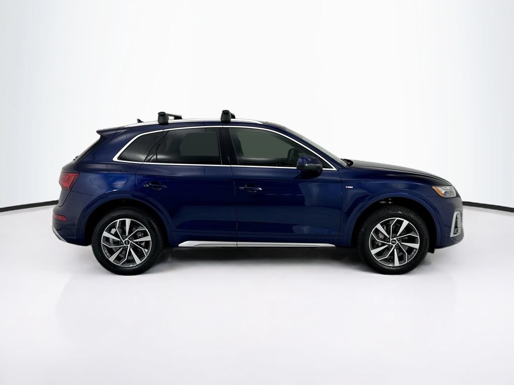 Certified 2025 Audi Q5 2.0T Premium Plus w/ Premium Plus Package AWD/4WD image 4