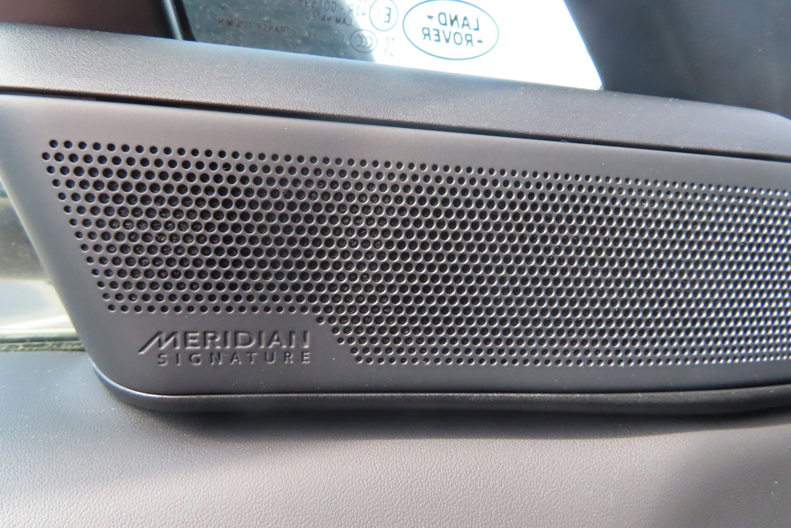 New 2024 Land Rover Range Rover Sport SV Edition One Carbon Bronze image 43