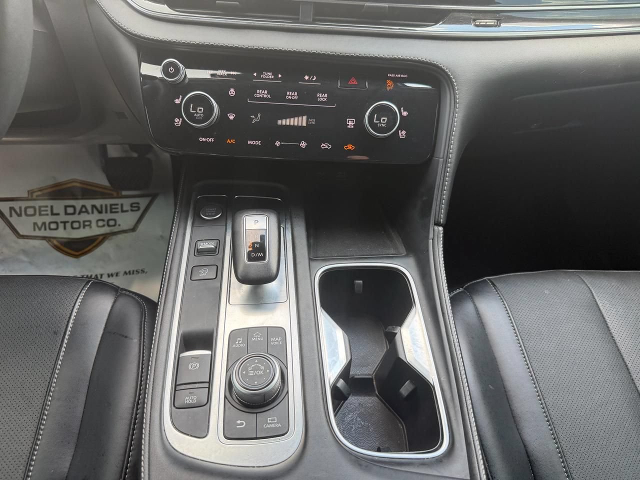 Used 2023 INFINITI QX60 Luxe w/ Cargo Package FWD image 30
