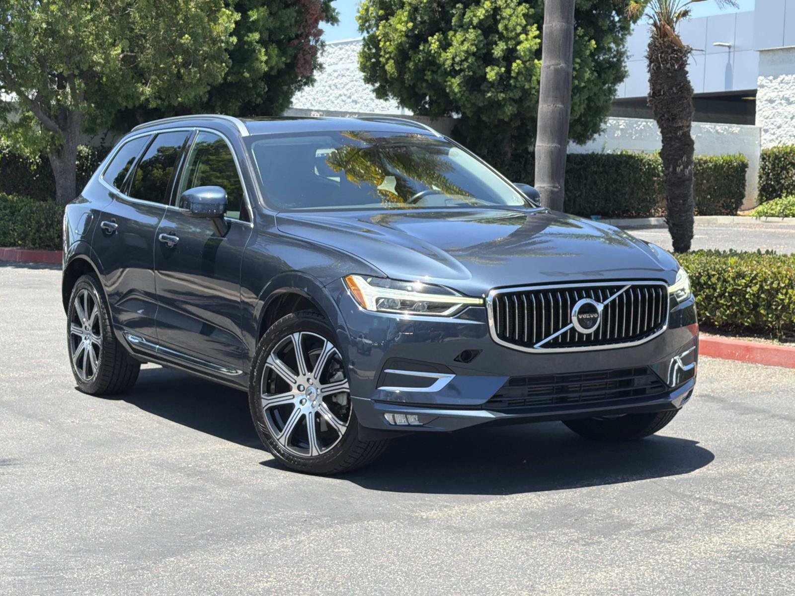 Used 2020 Volvo XC60 T6 Inscription w/ Protection Package Premier