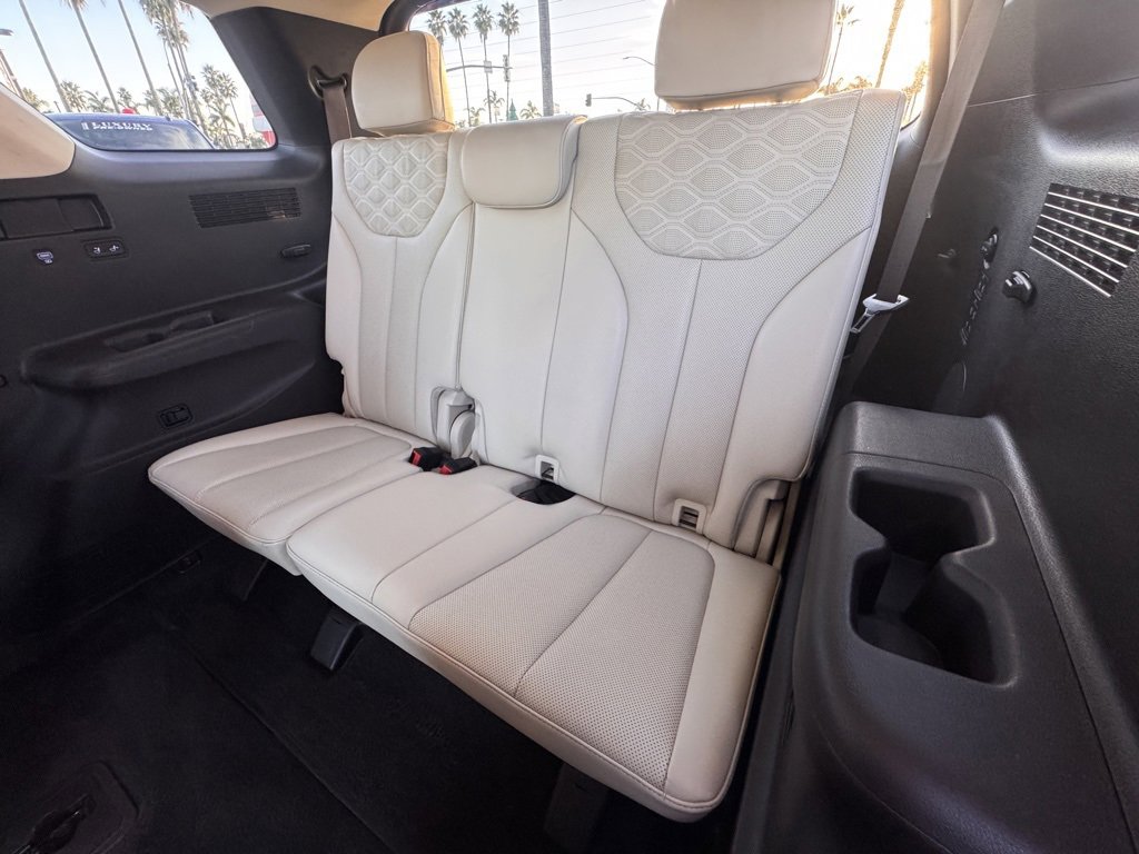 Used 2020 Hyundai Palisade Limited image 32