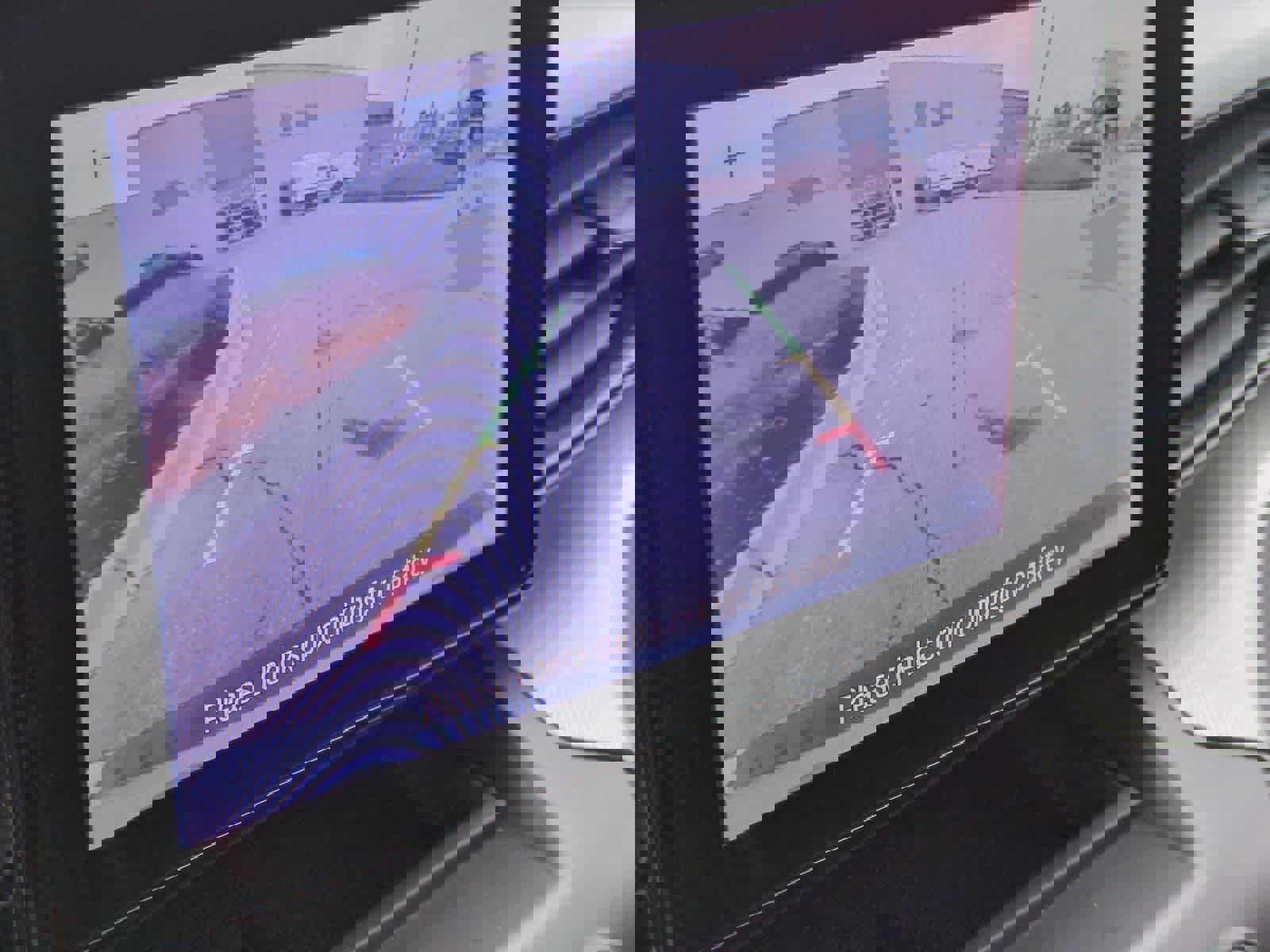 Used 2020 Ford Explorer XLT w/ Comfort Package image 29