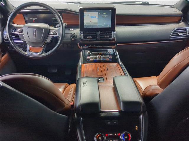 Used 2019 Lincoln Navigator Reserve AWD/4WD image 28