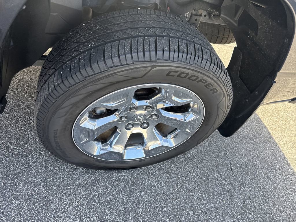 Used 2019 RAM 1500 Big Horn image 12