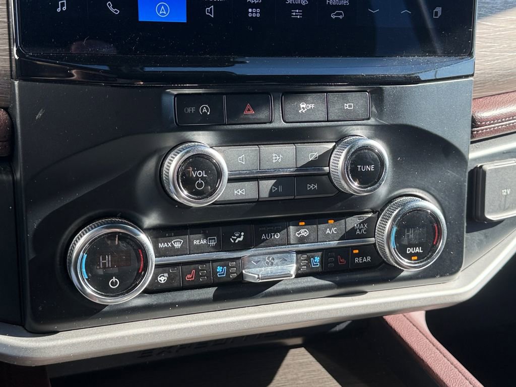 Used 2024 Ford Expedition Limited image 31