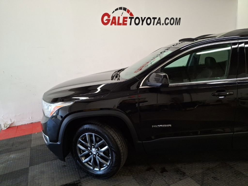 Used 2017 GMC Acadia SLT image 4