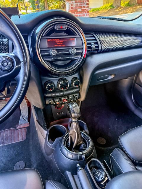 Used 2016 MINI Cooper S image 32