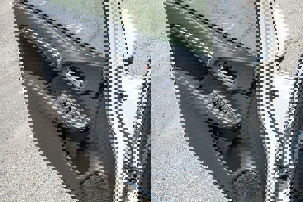 Used 2020 Honda Fit LX image 25