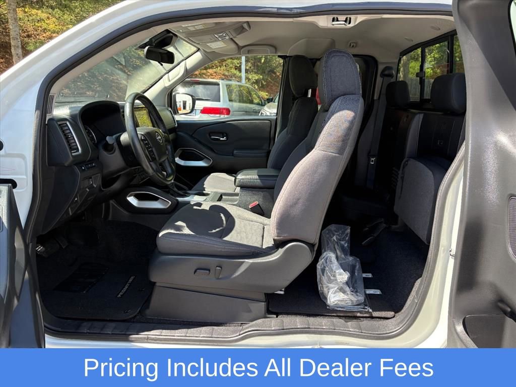 Certified 2024 Nissan Frontier SV w/ SV Convenience Package AWD/4WD image 18