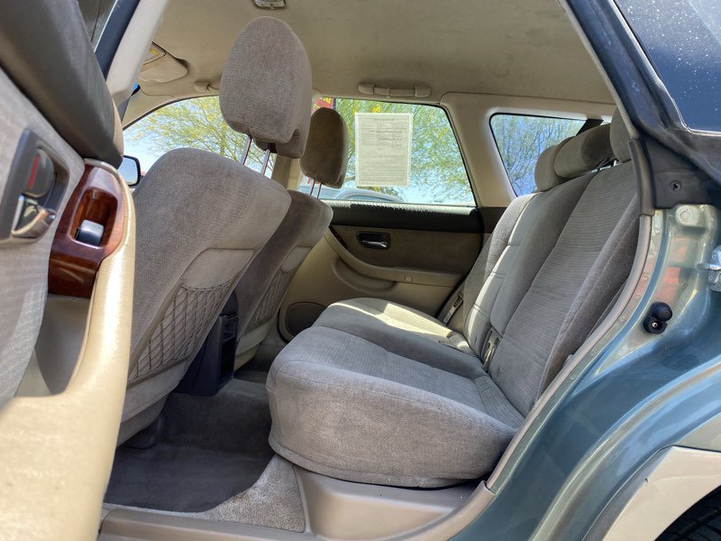 Used 2004 Subaru Outback Wagon image 24