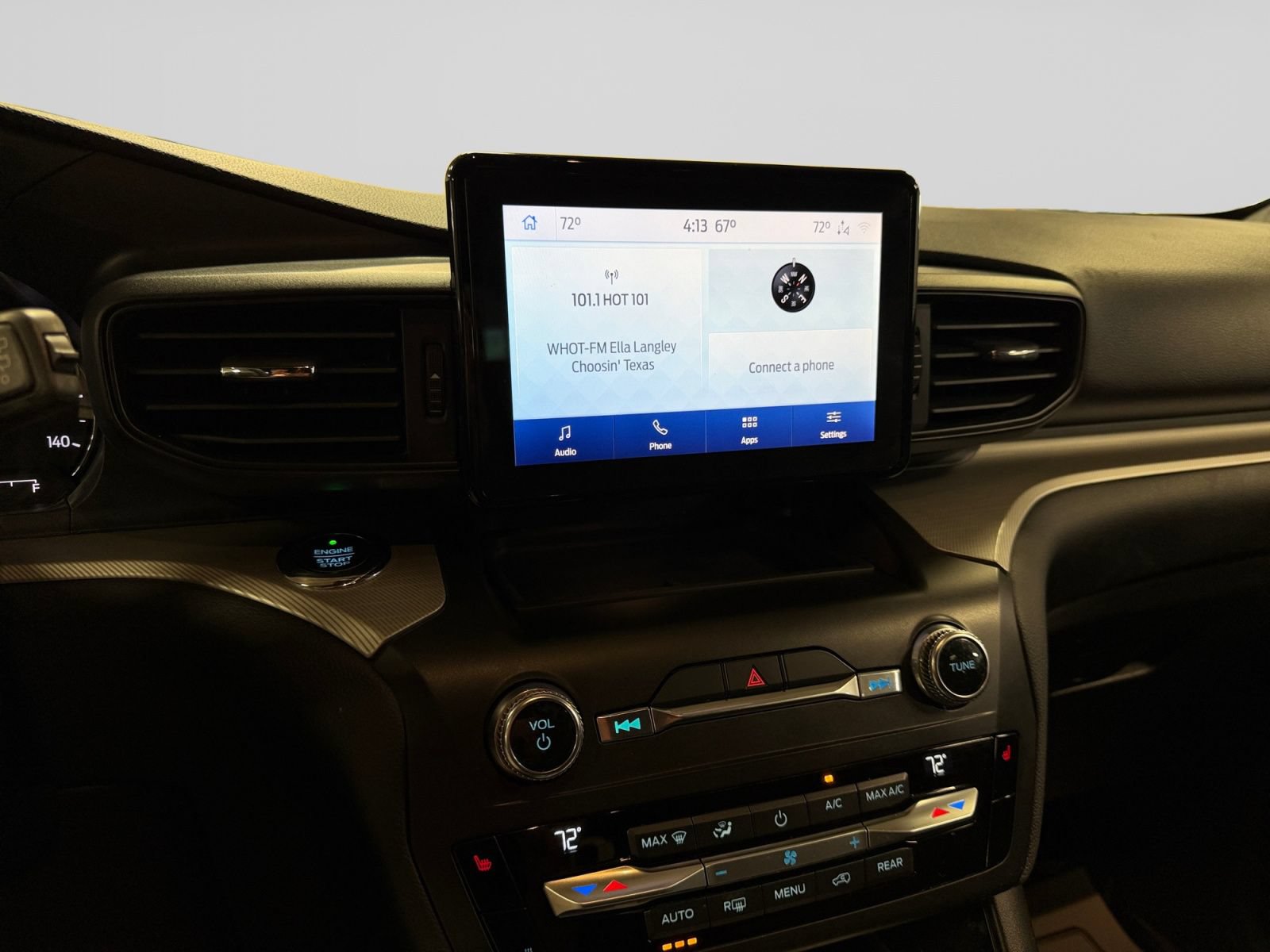 Used 2020 Ford Explorer XLT w/ Comfort Package AWD/4WD image 29
