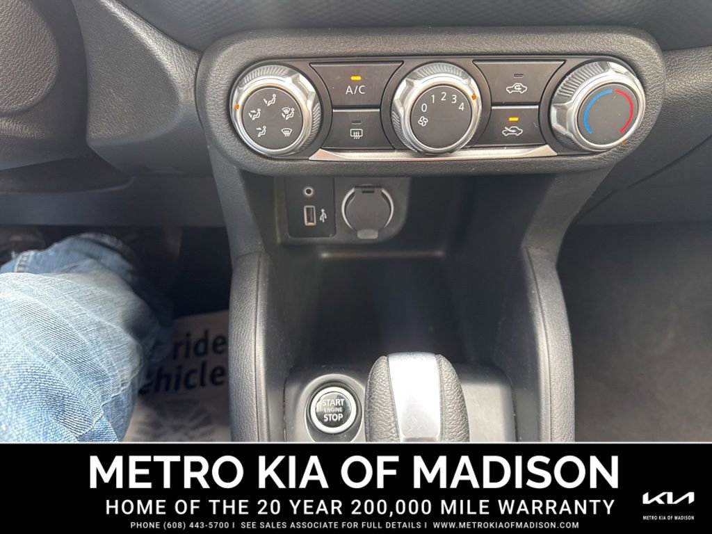 Used 2023 Nissan Kicks S image 21