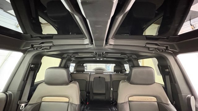 Used 2025 GMC Hummer EV 2X w/ LPO, Cargo Utility Package AWD/4WD image 29