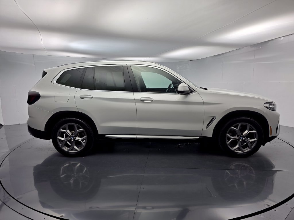 Used 2022 BMW X3 sDrive30i RWD image 3
