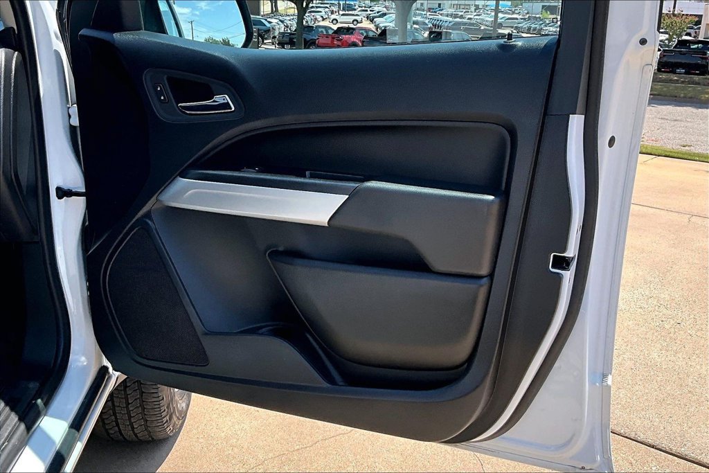 Used 2022 Chevrolet Colorado LT AWD/4WD image 21