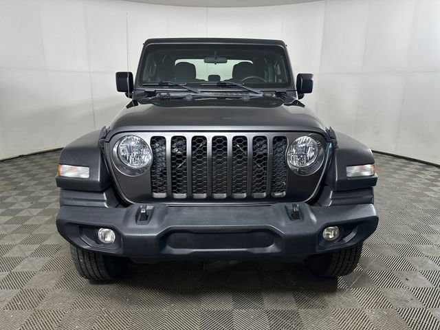 Used 2022 Jeep Gladiator Sport w/ Trailer Tow Package AWD/4WD image 8