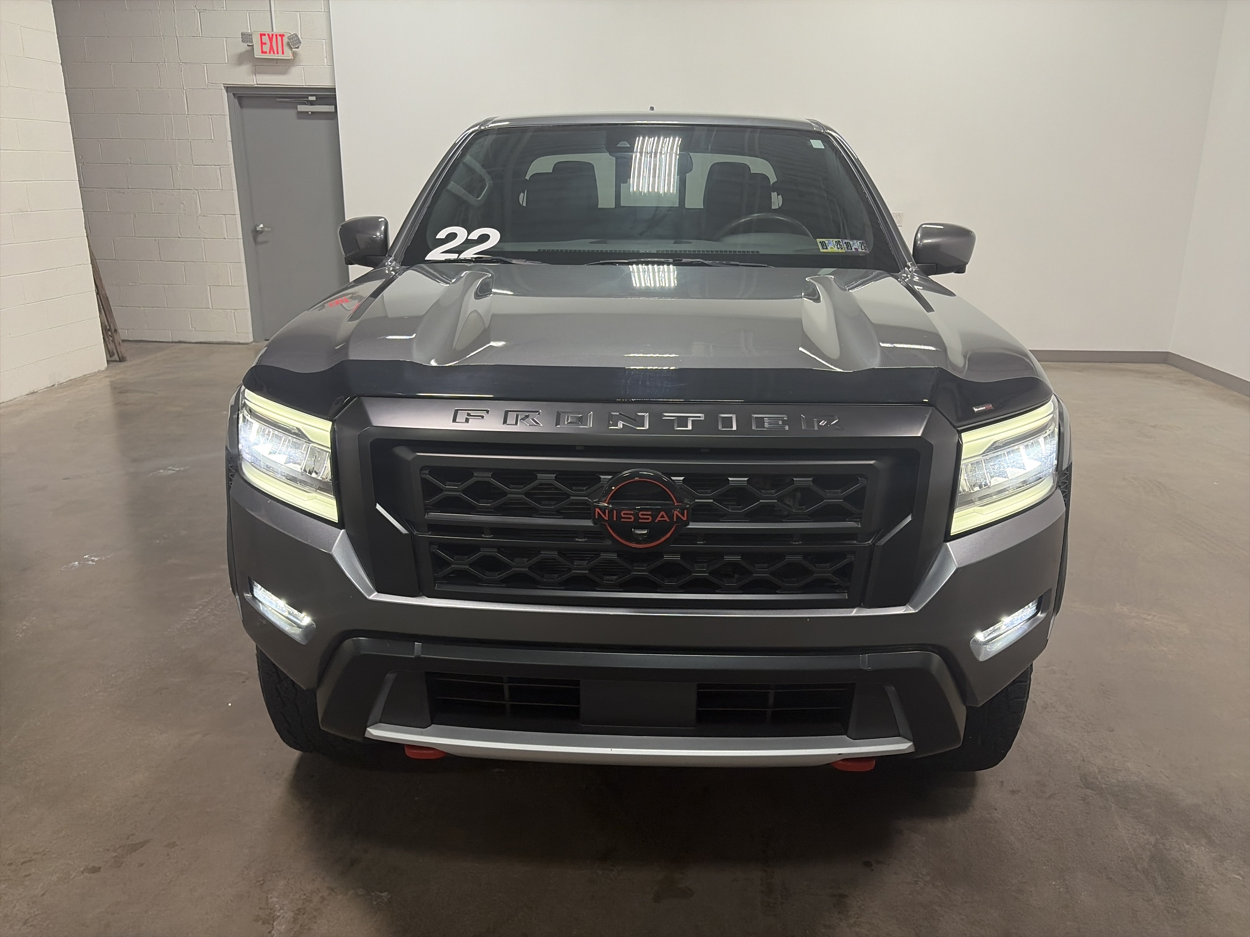 Used 2022 Nissan Frontier PRO-4X w/ Pro-4X Premium Package AWD/4WD image 7