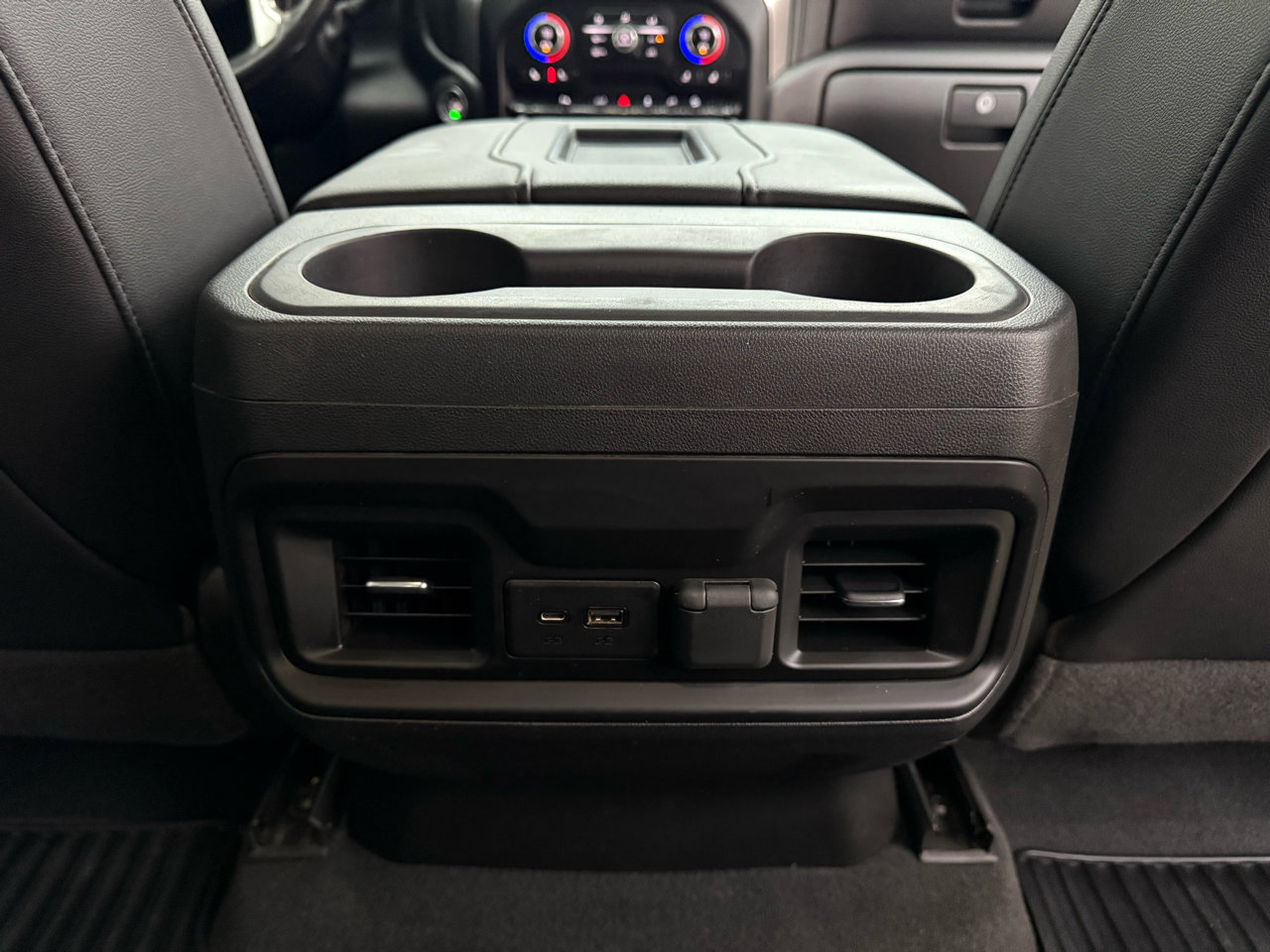 Used 2020 Chevrolet Silverado 2500 LT w/ Texas Edition image 10