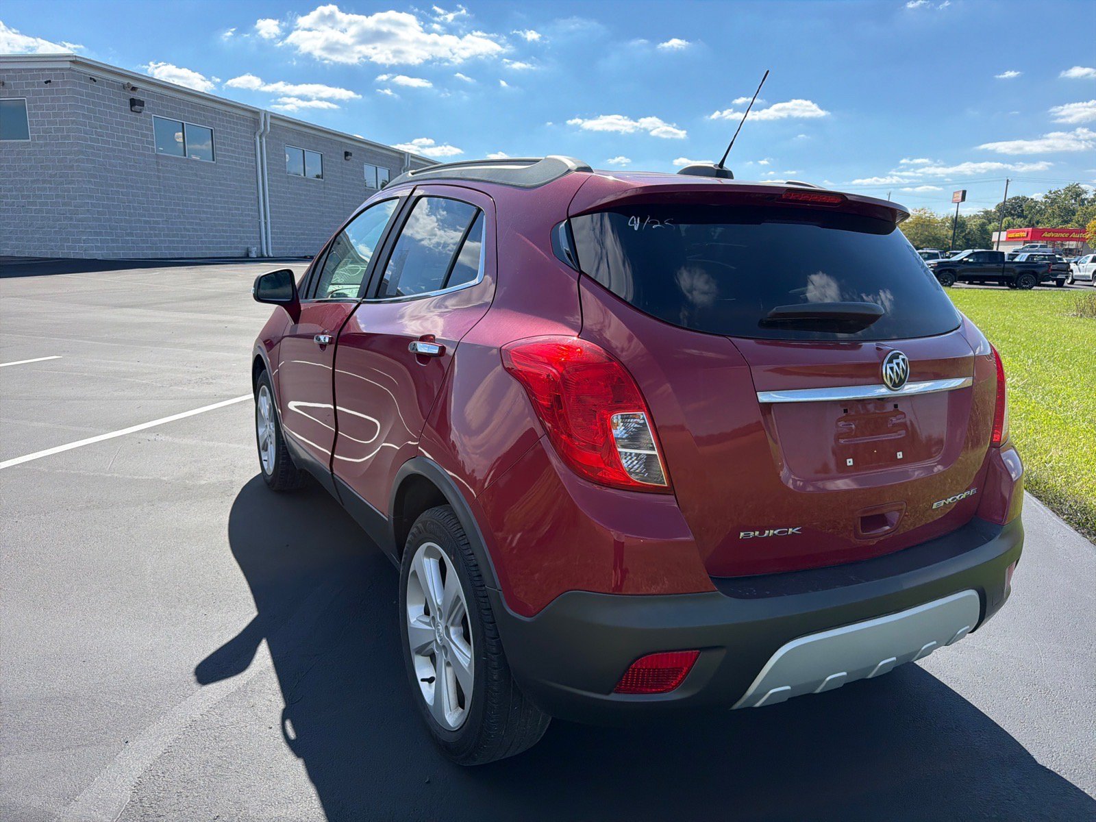 Used 2016 Buick Encore Convenience FWD image 3