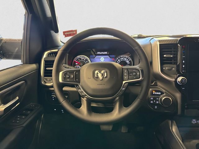 New 2026 RAM 1500 4x4 Crew Cab image 13