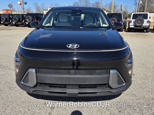 Used 2026 Hyundai Kona SE image 2