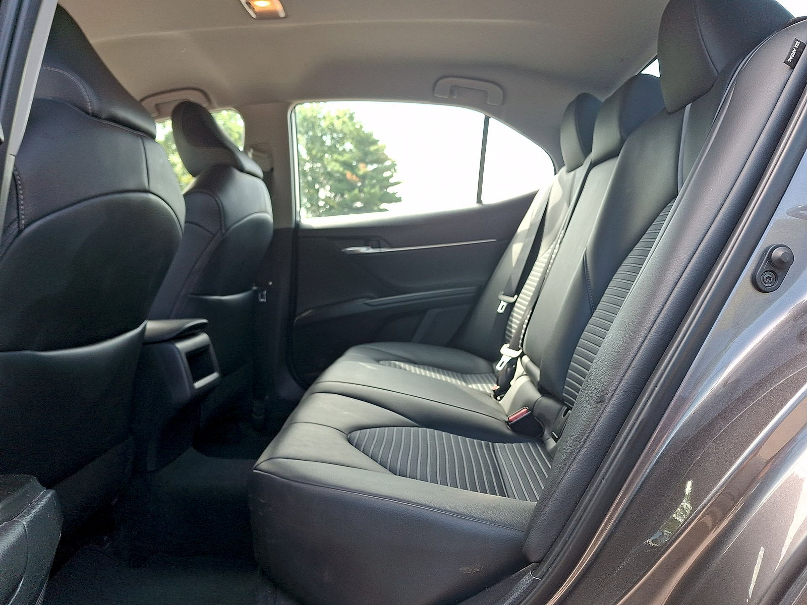Used 2024 Toyota Camry SE FWD image 20